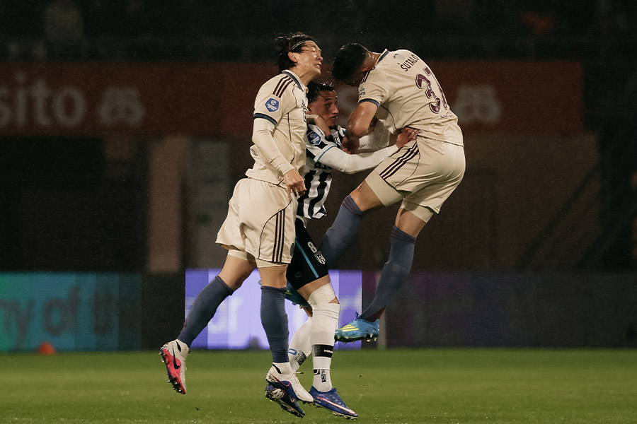 Itakura Sutalo Duel Lucht