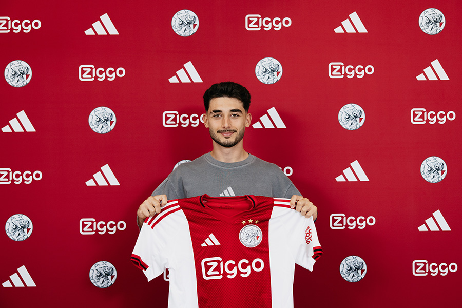 Moro Contract 900 3