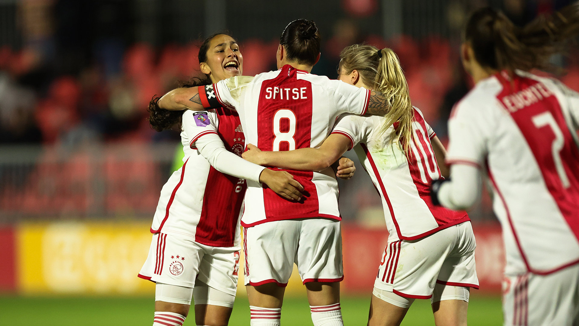 Header Ajax Vrouwen Feyenoord