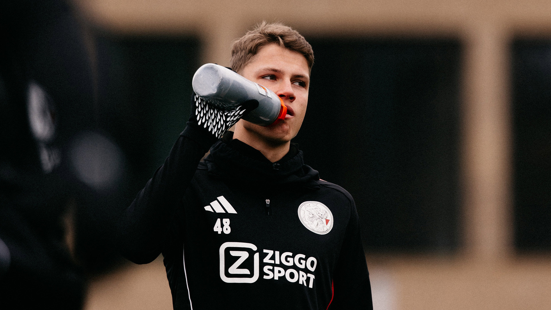 TRAINING HEADER 1920