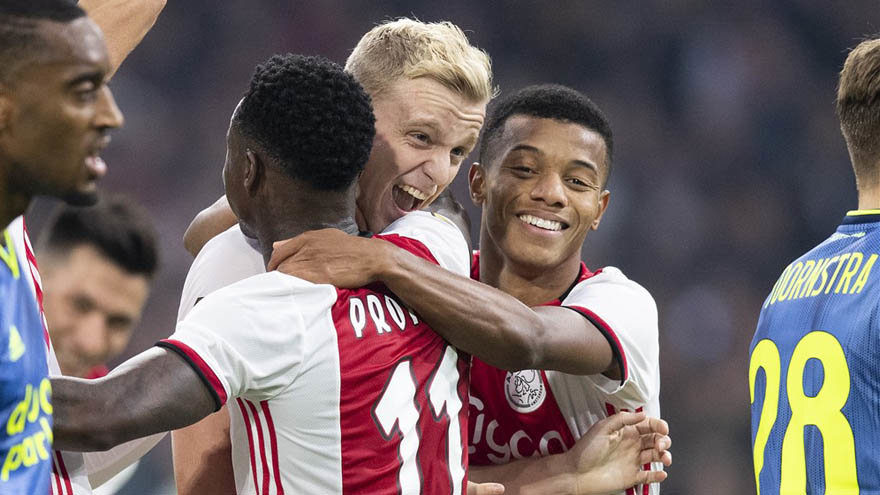 ajax-vencio-facilmente-a-feyenoord-4-0